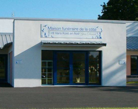maison funéraire près de Pont-l'Abbé